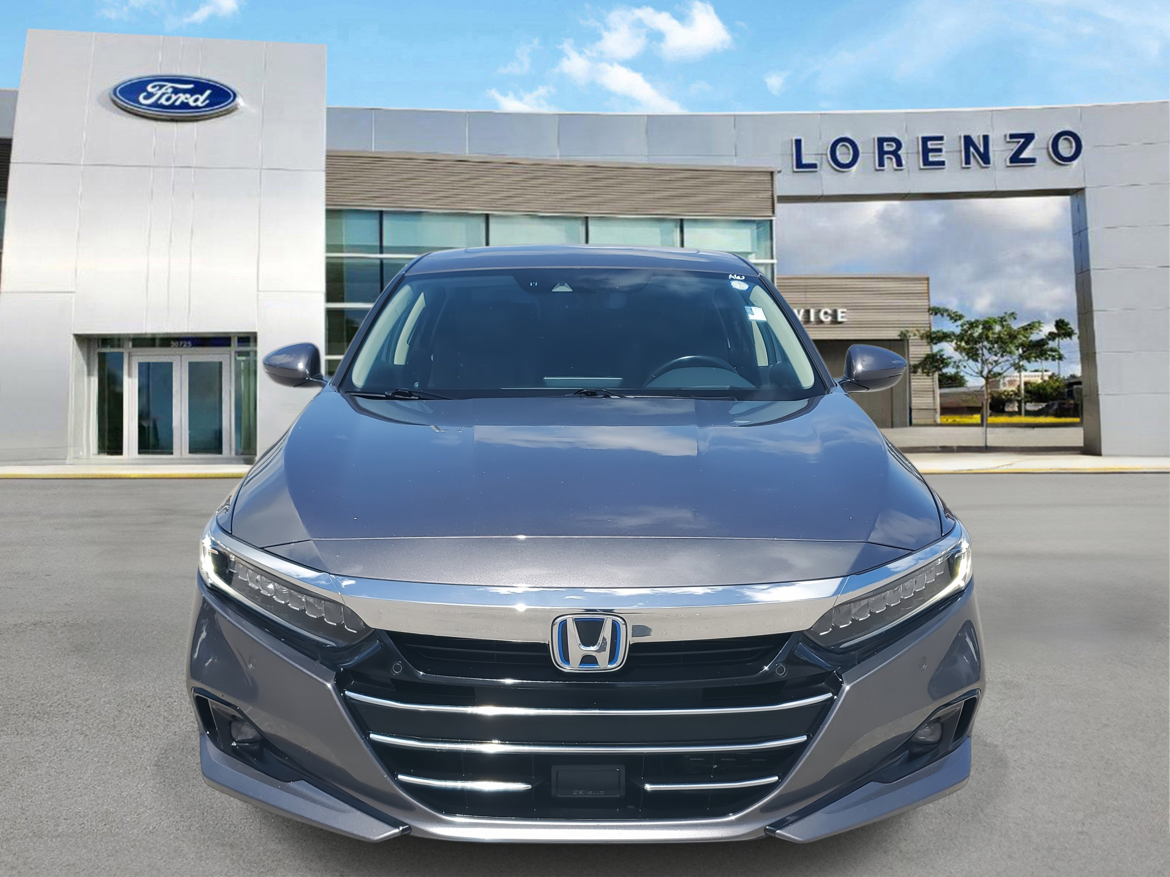Used 2021 Honda Accord Touring image 2