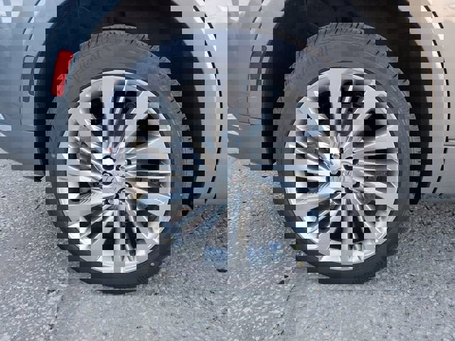 New 2026 Buick Envision Avenir image 6