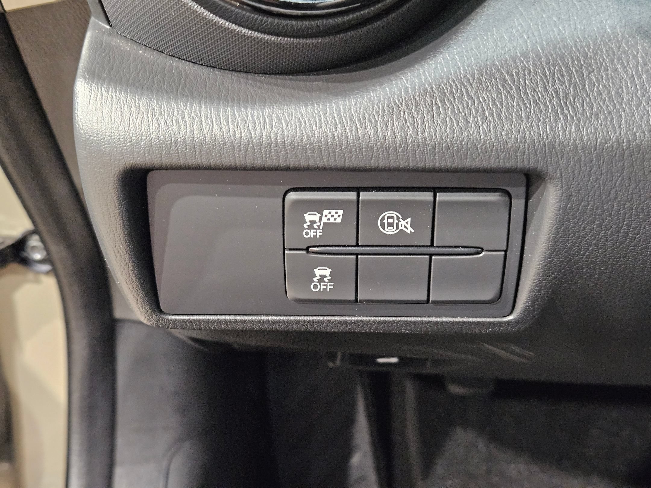 Used 2024 MAZDA MX-5 Miata RF Club RWD image 22