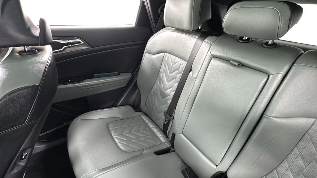 Used 2025 Kia Sportage X-Line w/ Premium Package image 14