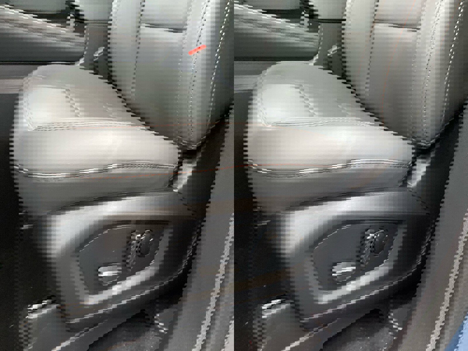 New 2026 Ford Explorer Active w/ Active Comfort Package image 41