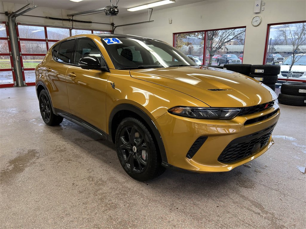 New 2024 Dodge Hornet R/T Plus w/ R/T Blacktop Package image 1