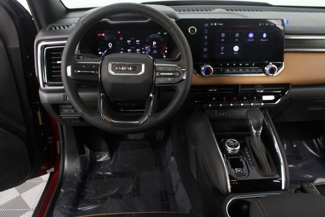 New 2026 GMC Canyon AT4 w/ Off-Road Front Bumper Package image 10