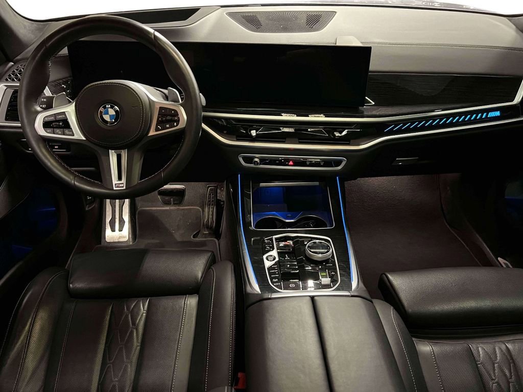 Used 2024 BMW X7 M60i w/ Climate Comfort Package AWD/4WD image 18