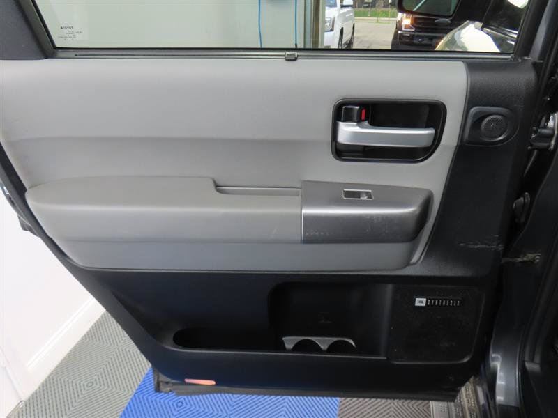 Used 2019 Toyota Sequoia Limited w/ Safety & Convenience Package AWD/4WD image 29