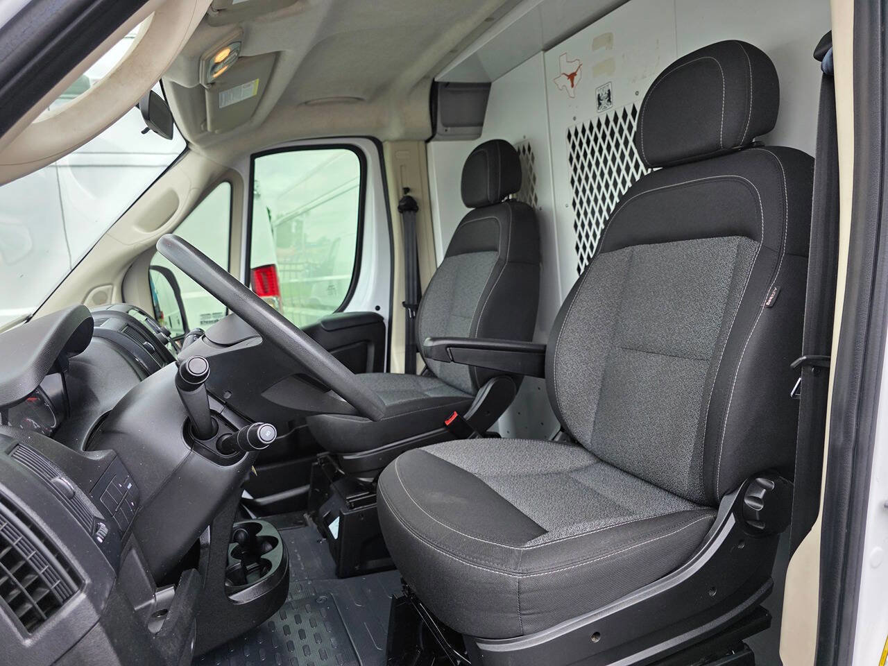Used 2020 RAM ProMaster 2500 FWD image 8