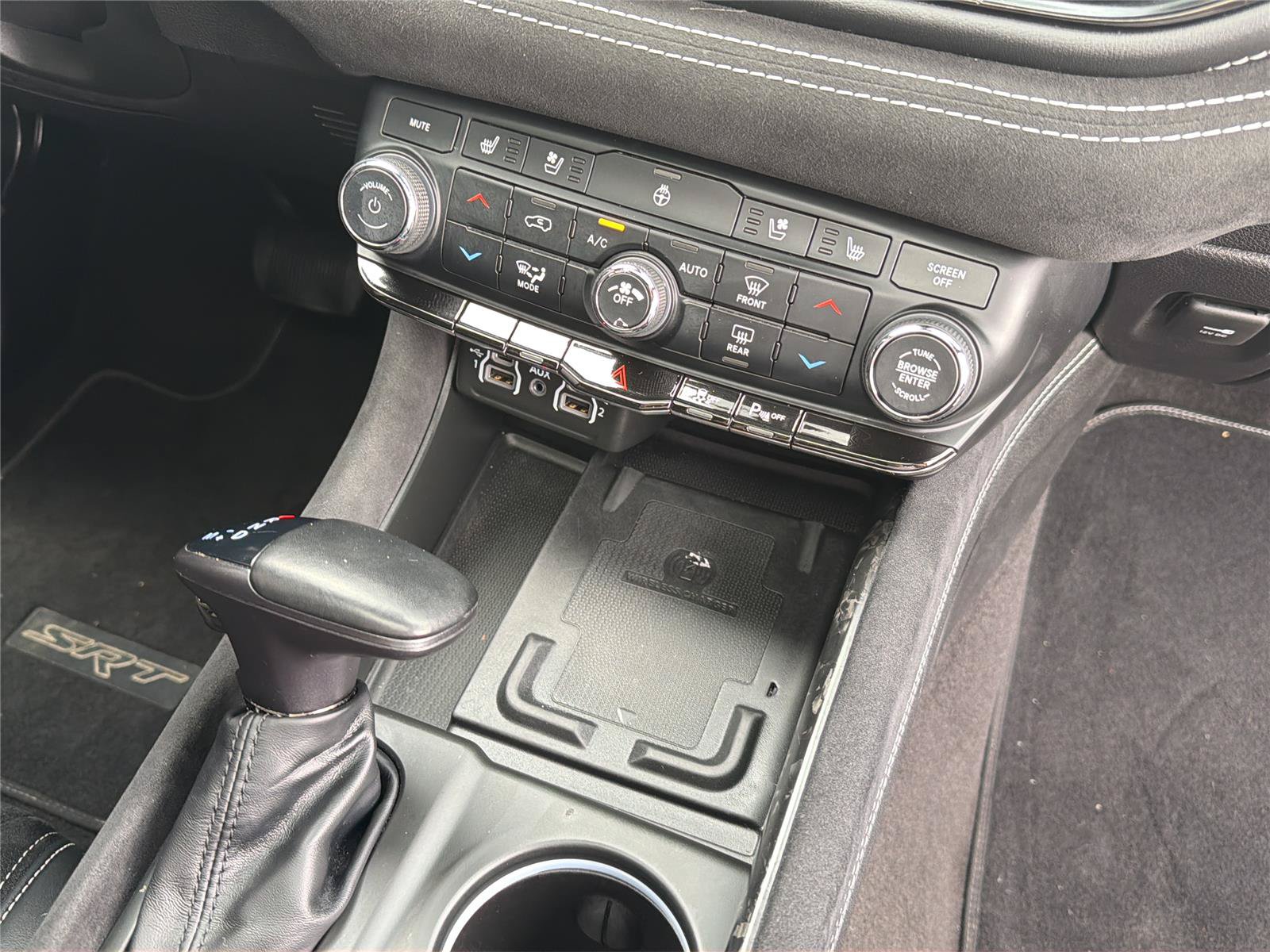 Used 2021 Dodge Durango SRT Hellcat w/ Premium Interior Group AWD/4WD image 24