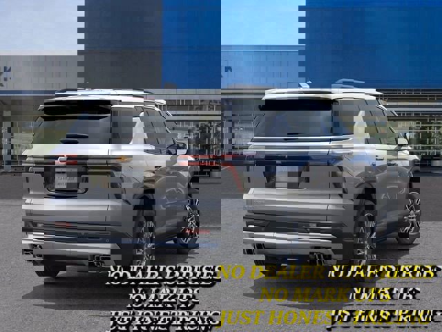 New 2026 Chevrolet Traverse LT w/ Driver Confidence Package image 4