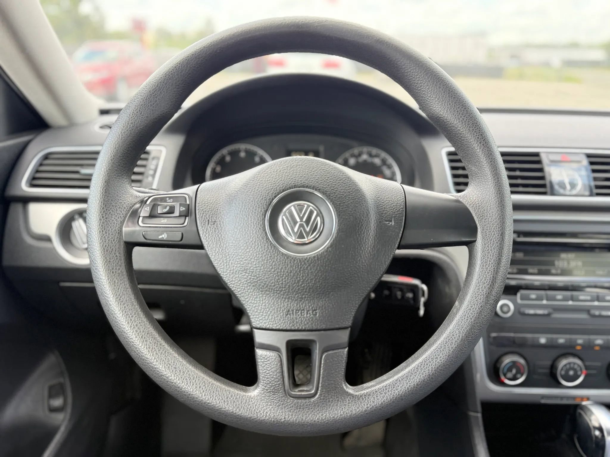 Used 2013 Volkswagen Passat 2.5 S FWD image 24