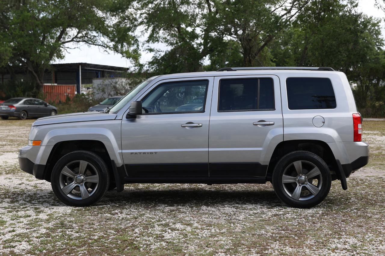 Used 2016 Jeep Patriot Sport w/ Power Value Group FWD image 3