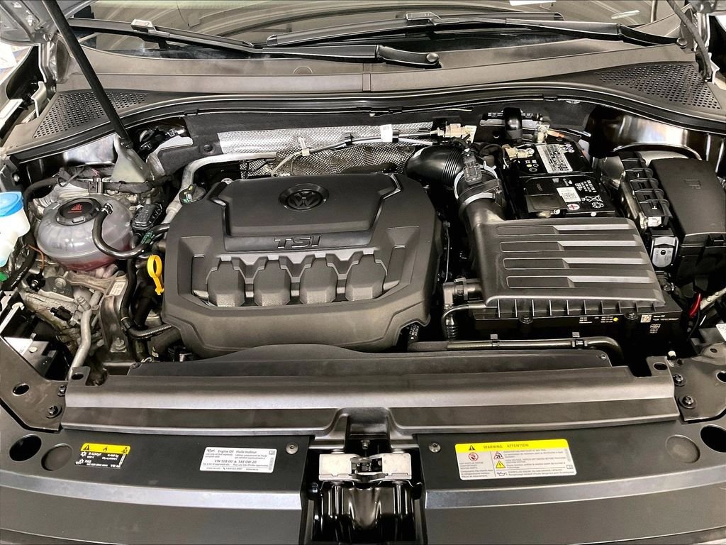 Used 2023 Volkswagen Tiguan SE R-Line AWD/4WD image 30