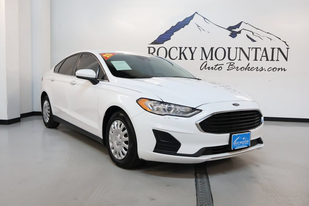Used 2020 Ford Fusion S FWD image 1