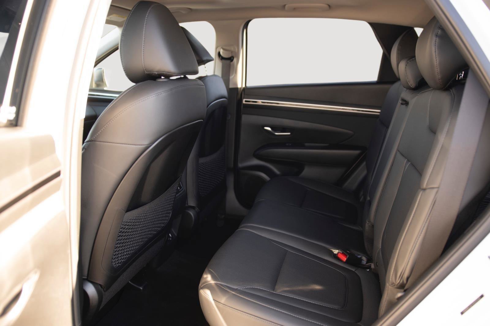 Used 2023 Hyundai Tucson SEL w/ Convenience Package image 14