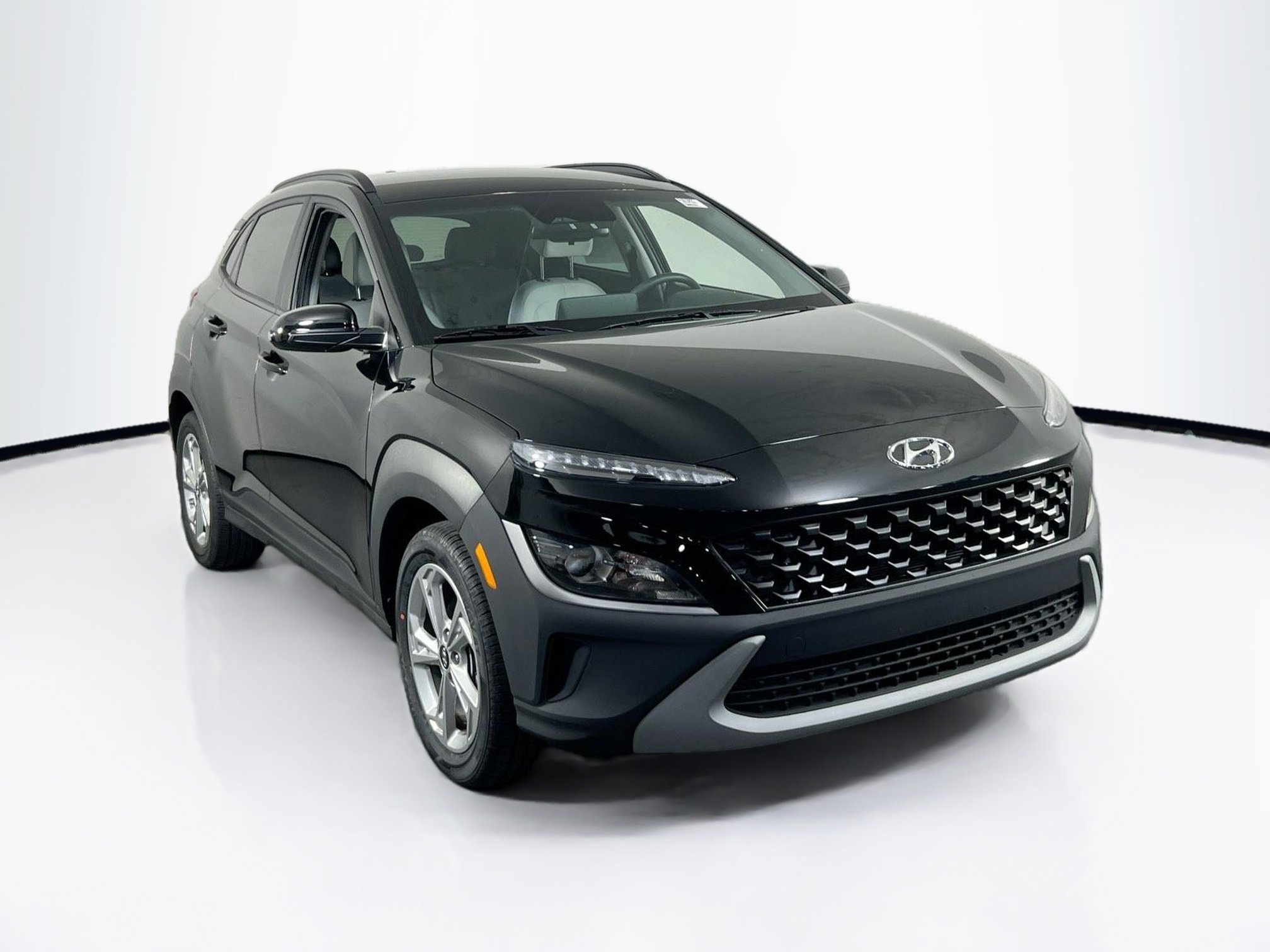 Used 2023 Hyundai Kona SEL w/ Cargo Package AWD/4WD image 3