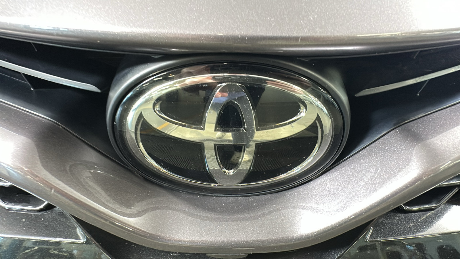 Used 2022 Toyota Camry XSE w/ Navigation Package FWD image 10