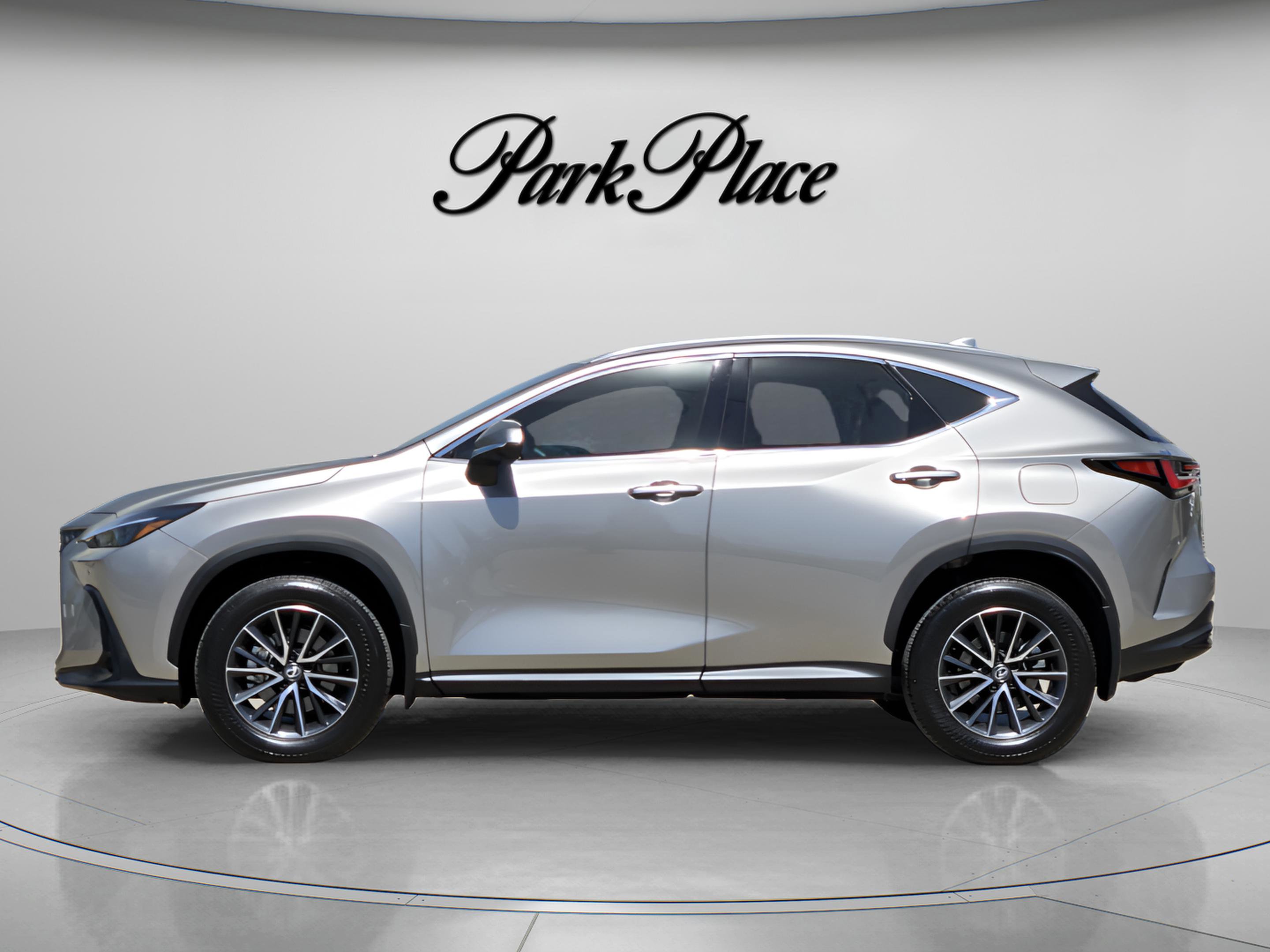 Used 2024 Lexus NX 350 AWD image 2