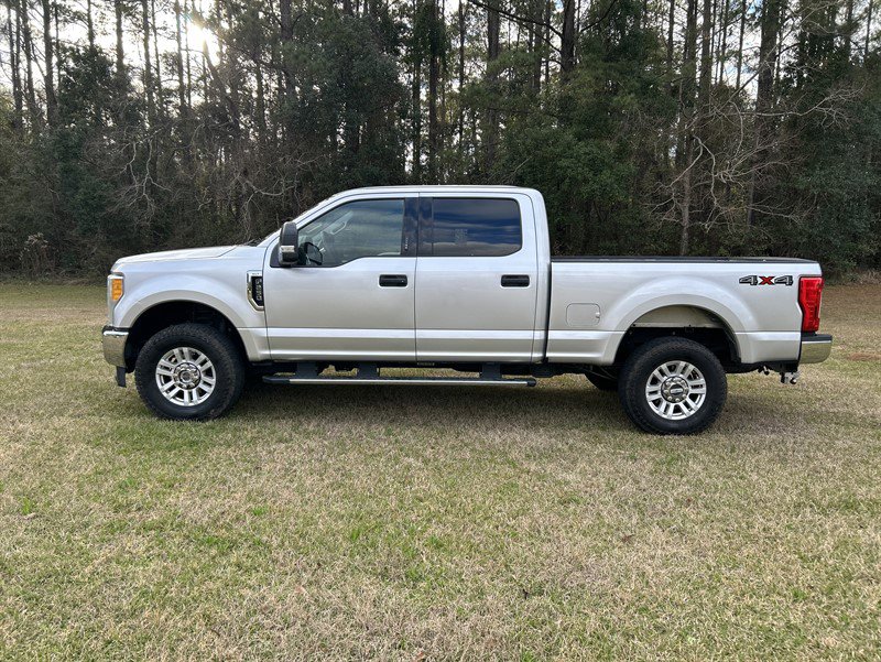 Used 2017 Ford F250 XLT w/ XLT Value Package image 1