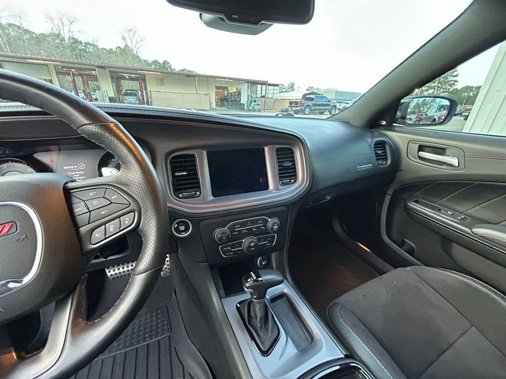 Used 2023 Dodge Charger R/T w/ Plus Group image 28