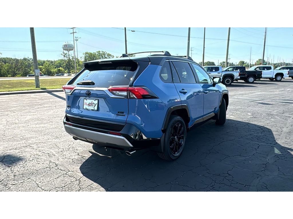 Used 2024 Toyota RAV4 XSE w/ Weather Package image 9