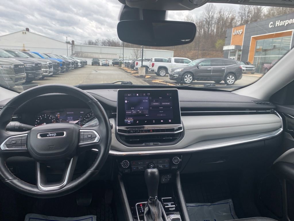 Certified 2022 Jeep Compass Limited image 17