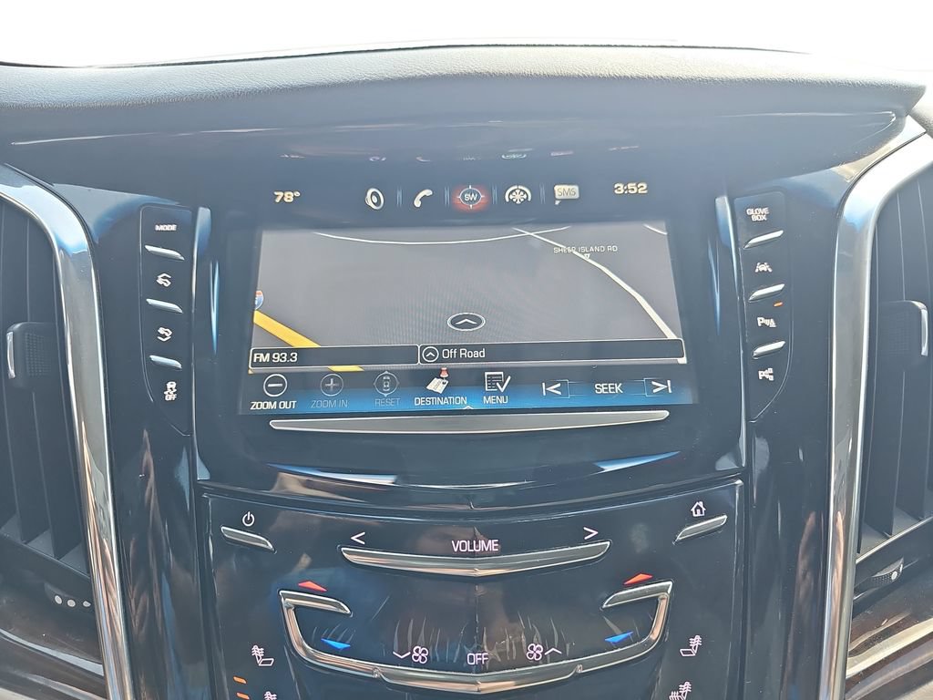 Used 2017 Cadillac Escalade ESV Luxury RWD image 22