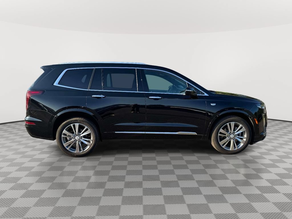 Used 2023 Cadillac XT6 Premium Luxury w/ Technology Package AWD/4WD image 8