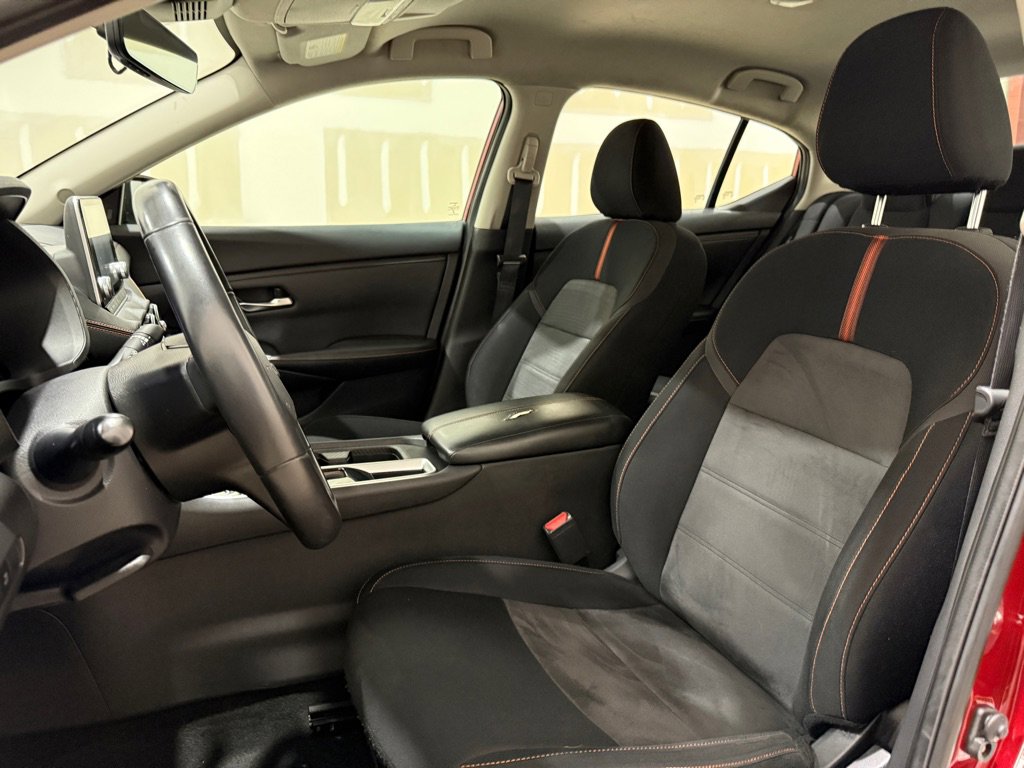 Used 2023 Nissan Sentra SR w/ Electronics Package image 16