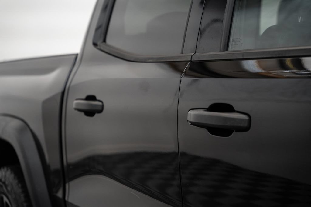 Used 2024 Chevrolet Colorado Trail Boss w/ Advanced Trailering Package AWD/4WD image 14
