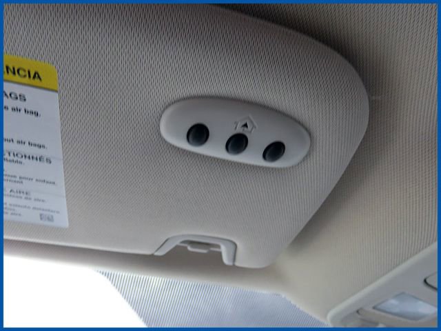 Used 2021 Ford Edge Titanium w/ Class II Trailer Tow Package image 18