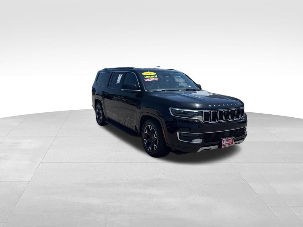 Used 2024 Jeep Wagoneer L Series III w/ Flexible Seating Group AWD/4WD image 8