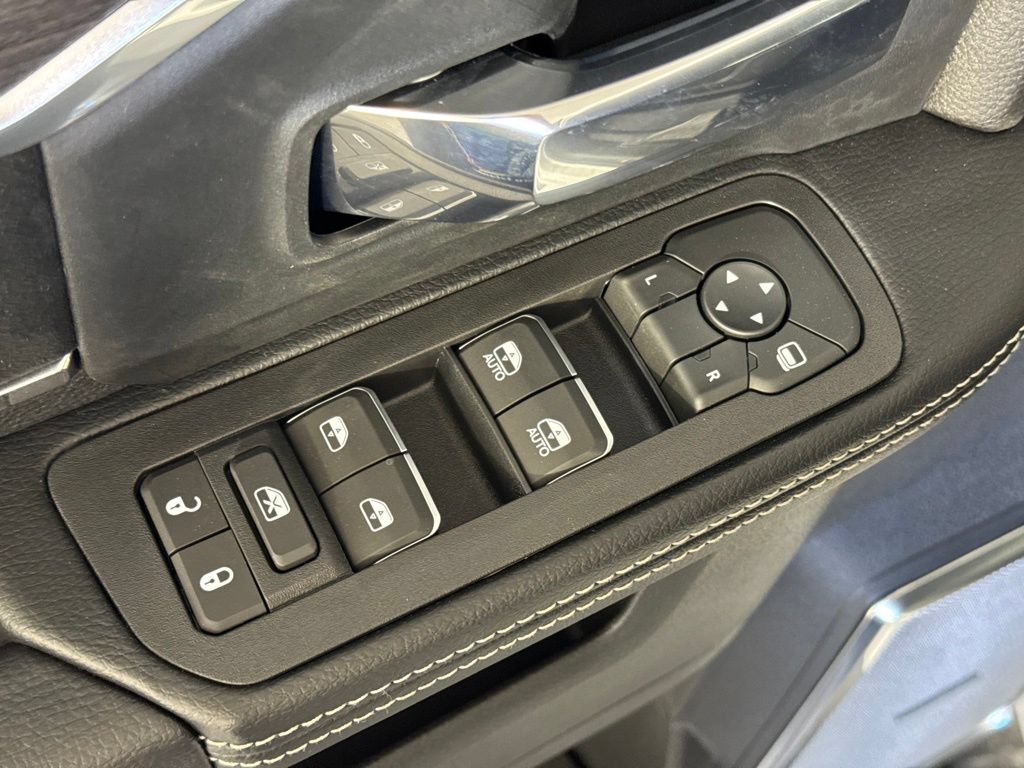 New 2027 RAM 5500 4x4 Crew Cab w/ Laramie Trim Package image 31
