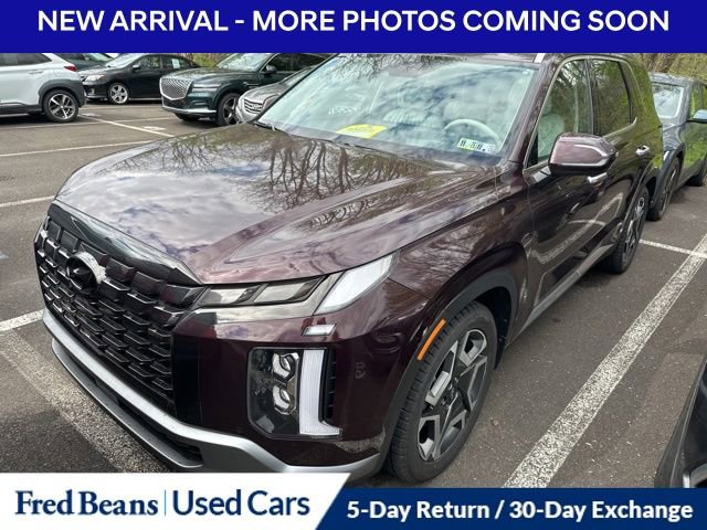 Used 2023 Hyundai Palisade Limited w/ Cargo Package AWD/4WD image 2