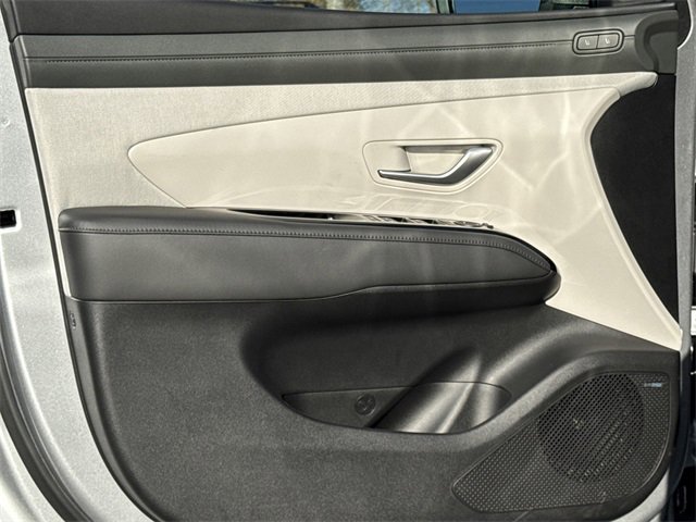 New 2025 Hyundai Tucson Limited image 10