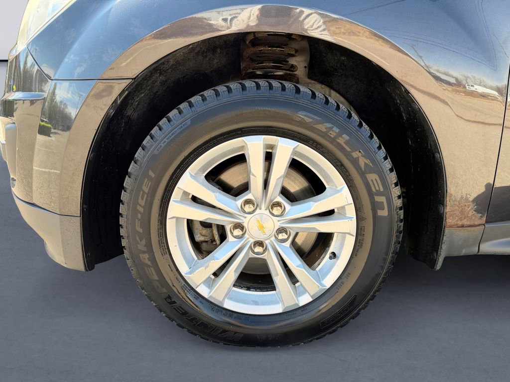 Used 2015 Chevrolet Equinox LT w/ Driver Convenience Package image 9