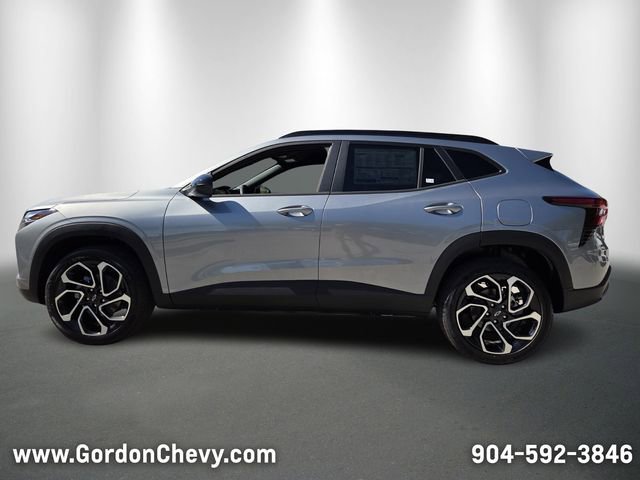 New 2026 Chevrolet Trax RS w/ Driver Confidence Package image 2