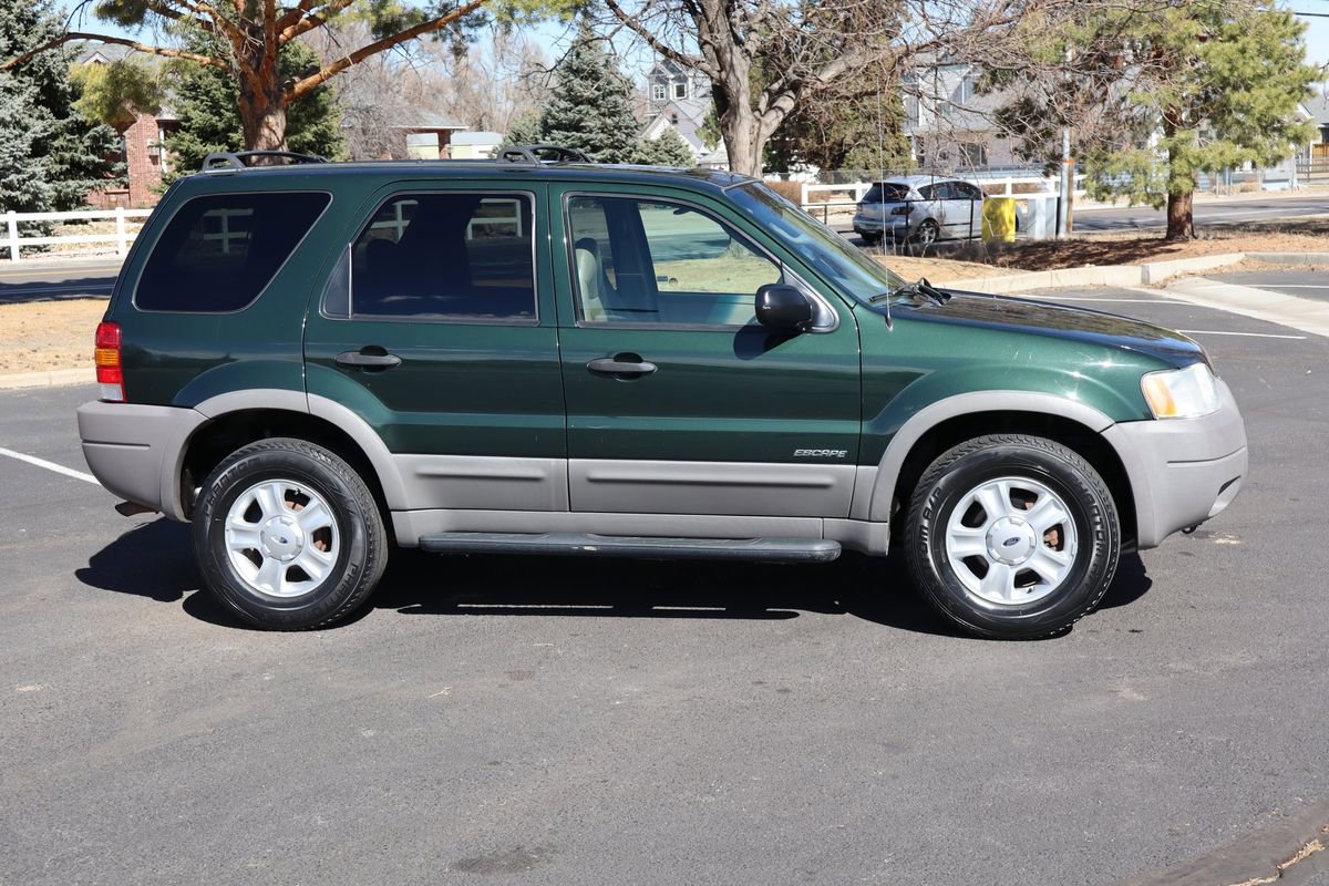 Used 2001 Ford Escape XLT image 3