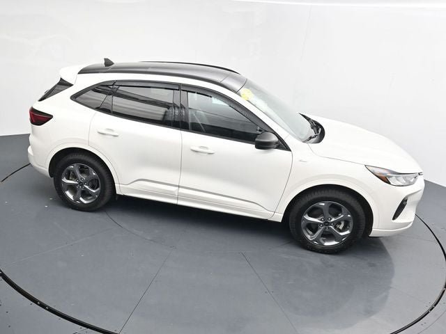 Certified 2024 Ford Escape ST-Line w/ Tech Pack #1 AWD/4WD image 34