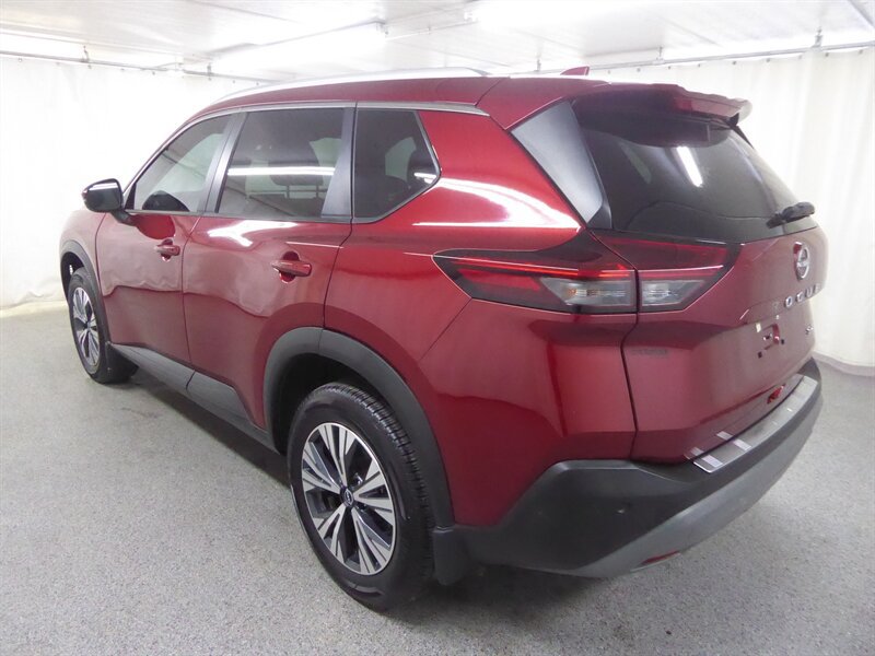 Used 2022 Nissan Rogue SV w/ SV Premium Package FWD image 5