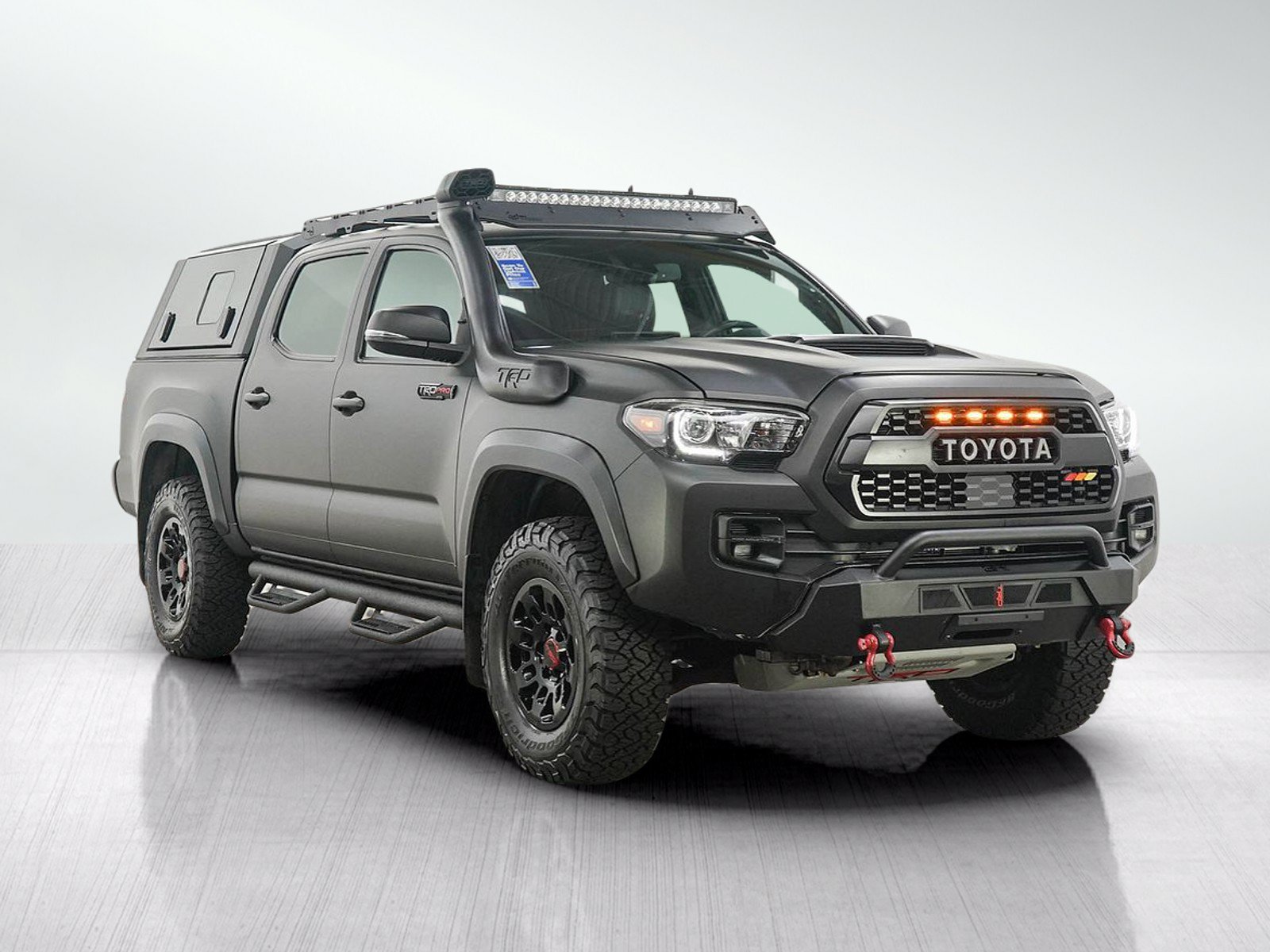Used 2019 Toyota Tacoma TRD Off-Road AWD/4WD image 7