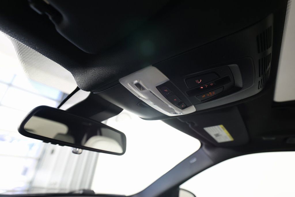 Used 2018 BMW X5 xDrive50i w/ M Sport Package image 34