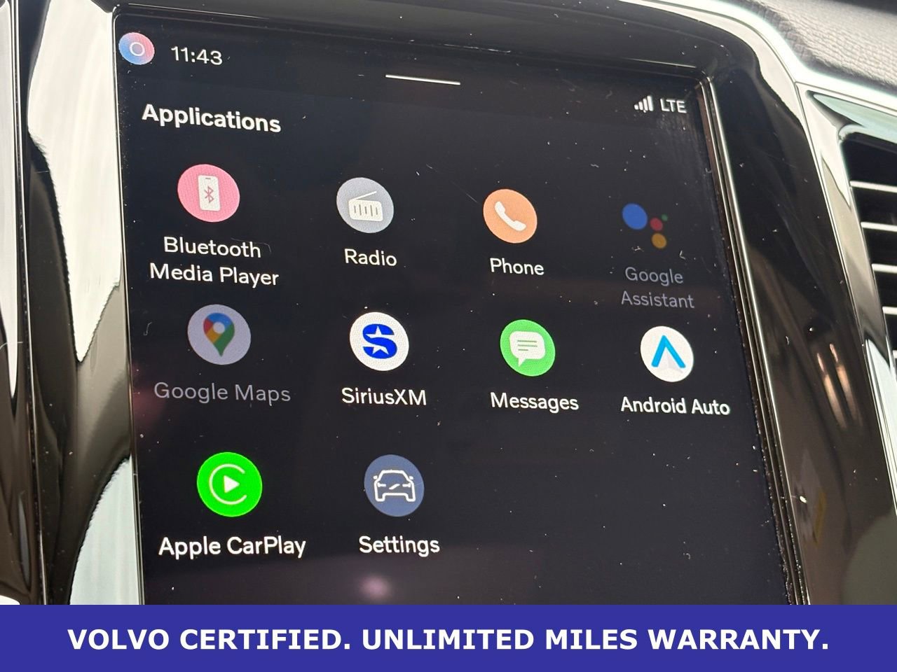 Certified 2024 Volvo XC90 B6 Plus w/ Protection Package Premier image 25