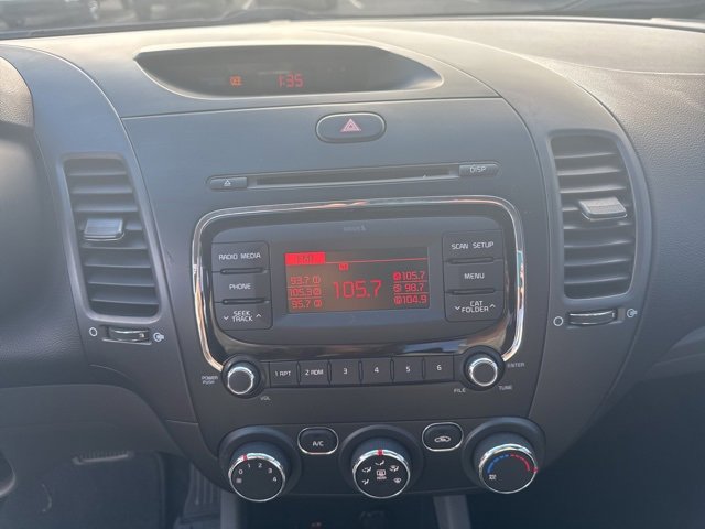 Used 2018 Kia Forte LX image 15