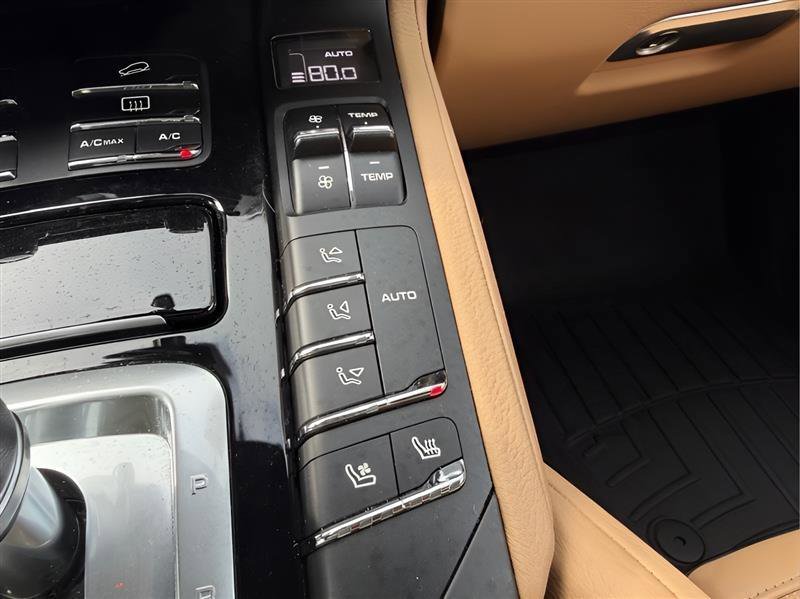 Used 2016 Porsche Cayenne image 45