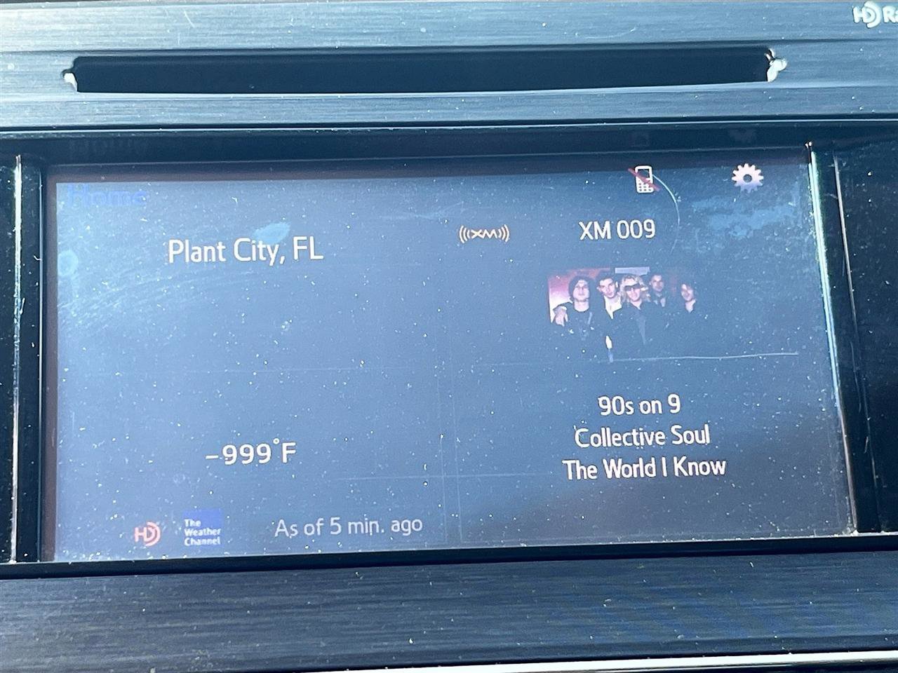 Used 2015 Toyota Avalon XLE Premium image 14