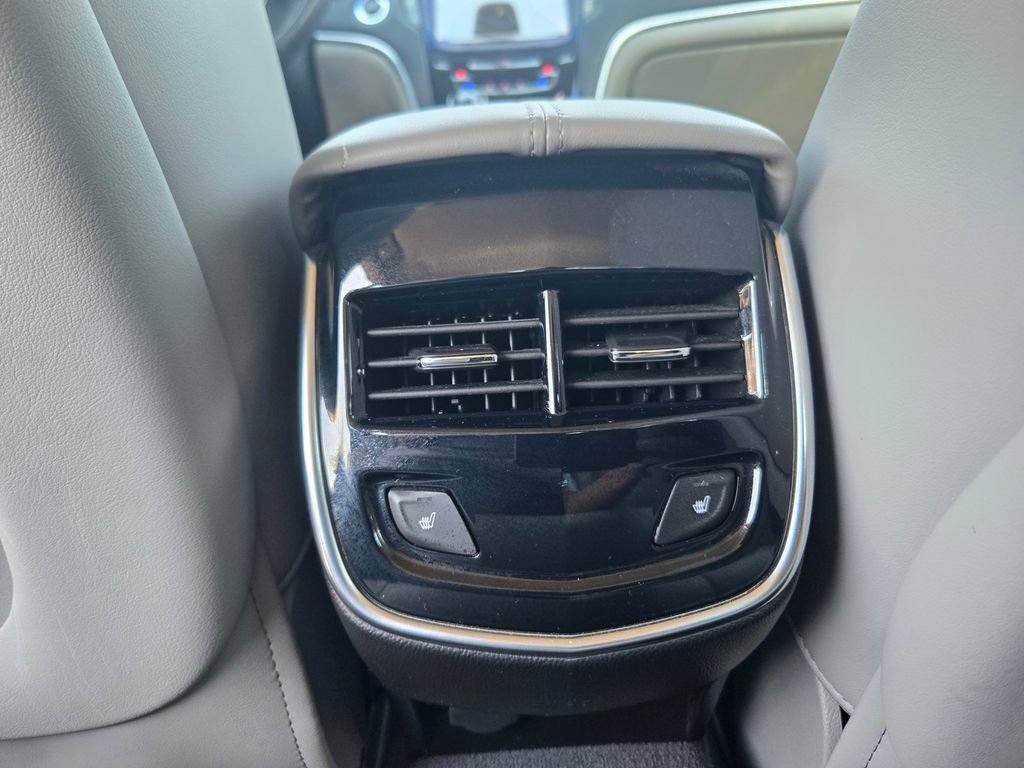 Used 2014 Cadillac XTS Luxury FWD image 14