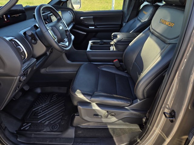 Used 2026 Ford Expedition Tremor AWD/4WD image 23