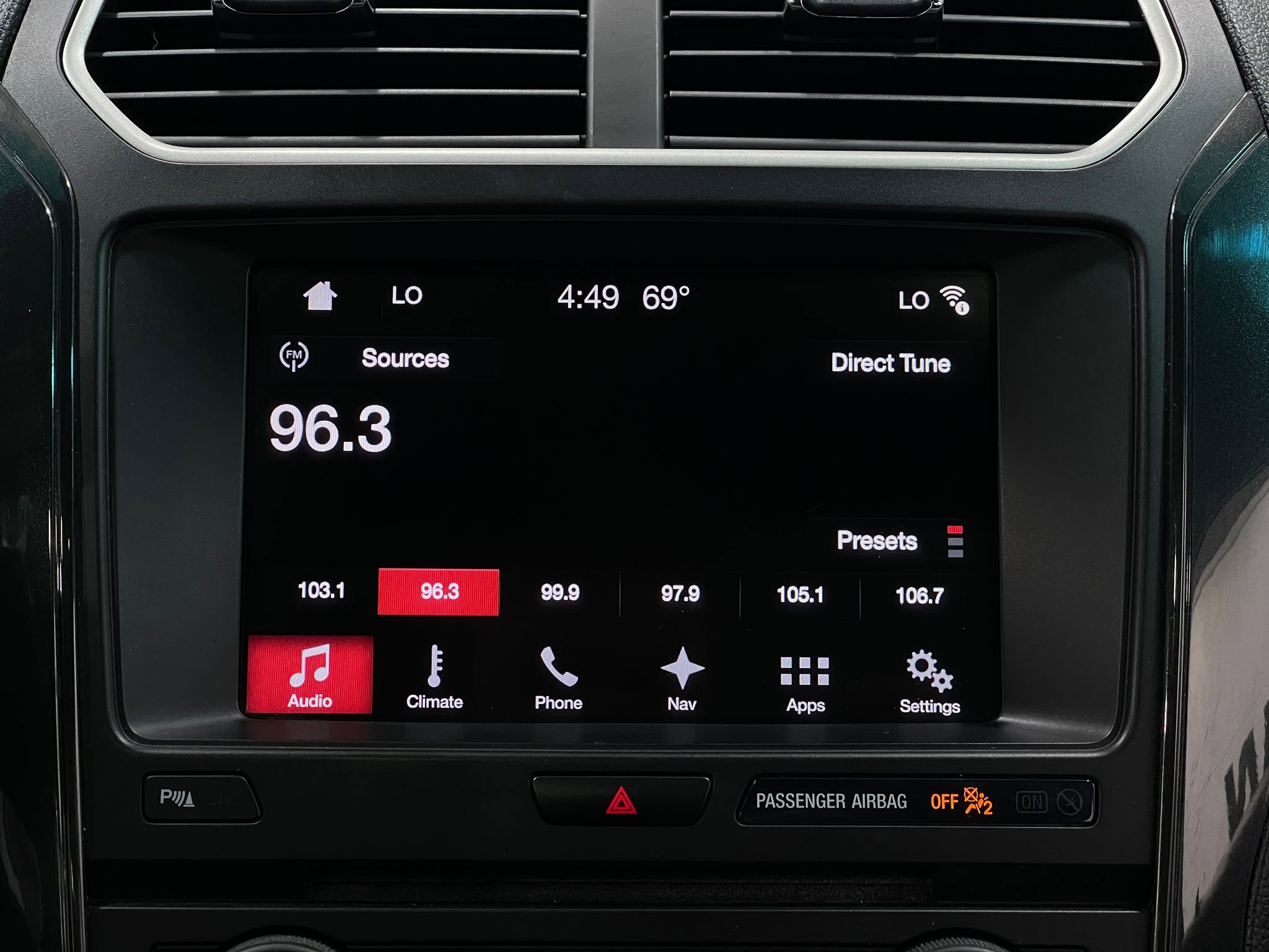 Used 2017 Ford Explorer XLT w/ Equipment Group 202A image 24