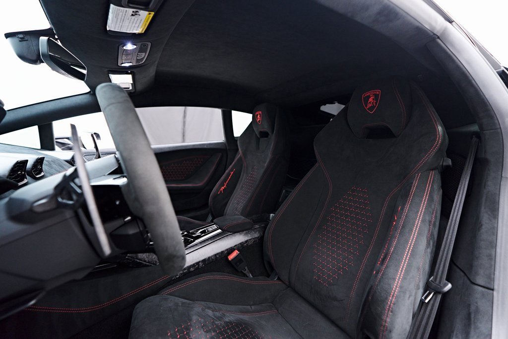 Used 2018 Lamborghini Huracan Performante image 64