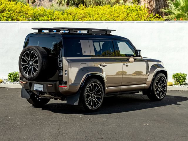Certified 2025 Land Rover Defender 110 AWD/4WD image 6
