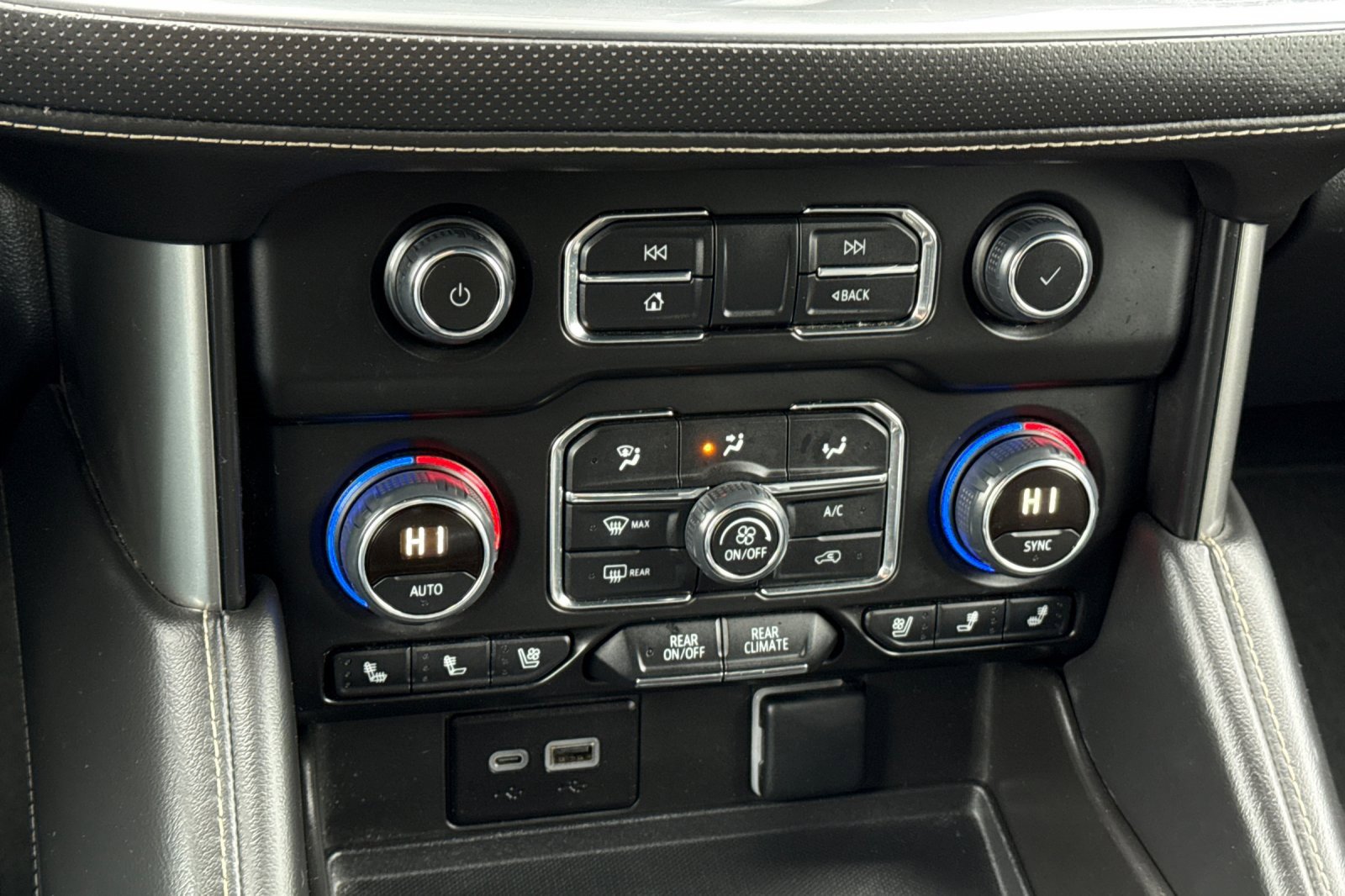 Used 2024 Chevrolet Tahoe Premier image 27